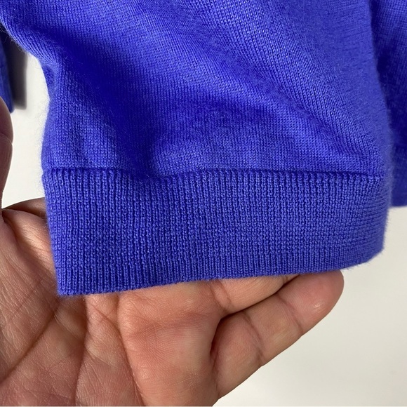 PURE Collection Cashmere Vneck sweater - Picture 7 of 7